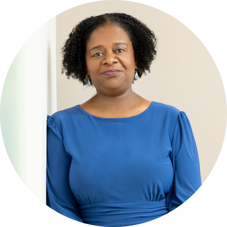 Shelly-900-X-900-768×768