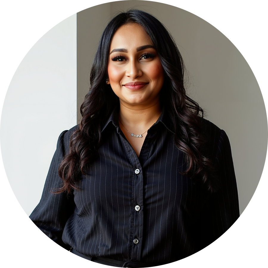 anneline-bio-headshot-circle-img